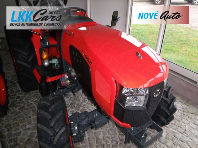 Kubota Kompaktný traktor, 40kW