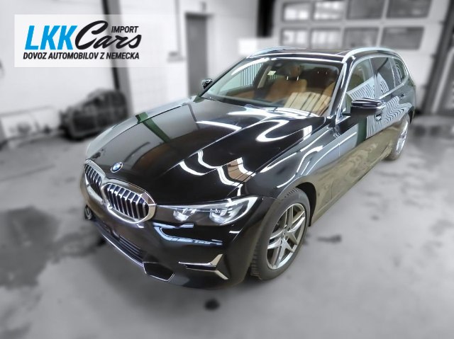 BMW rad 3 Touring Luxury Line 320d xDrive, 140kW, A8, 5d.