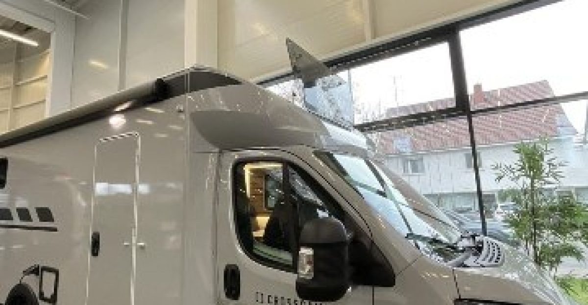 6215106-2-1-1-nc-640